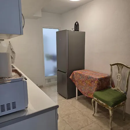 Gutierrez アパート *