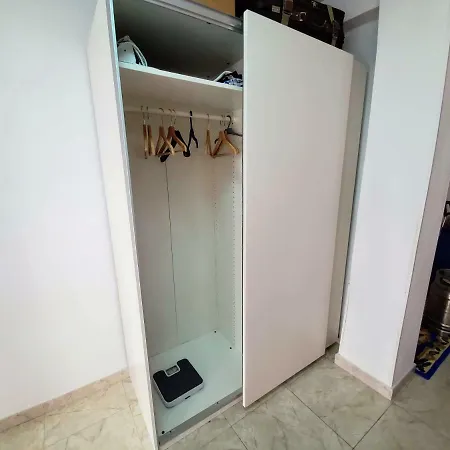 Gutierrez 아파트 *